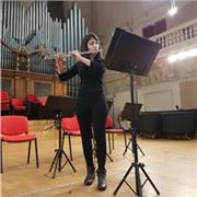 Insegnante e studentessa di conservatorio impartisce lezioni online di competenze di base (ex solfeggio), disponibile anche per lezioni di flauto traverso a principianti in presenza